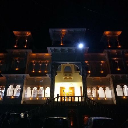Golden Hands - Palace Raj Kumbha Kumbhalgarh Exterior photo